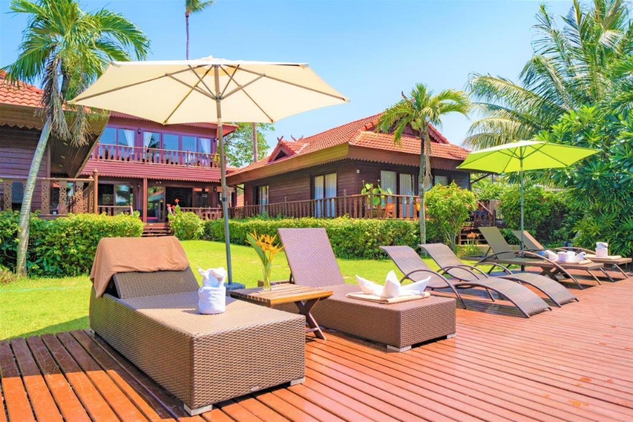 באנג ראק Erawan Villa Hotel מראה חיצוני תמונה
