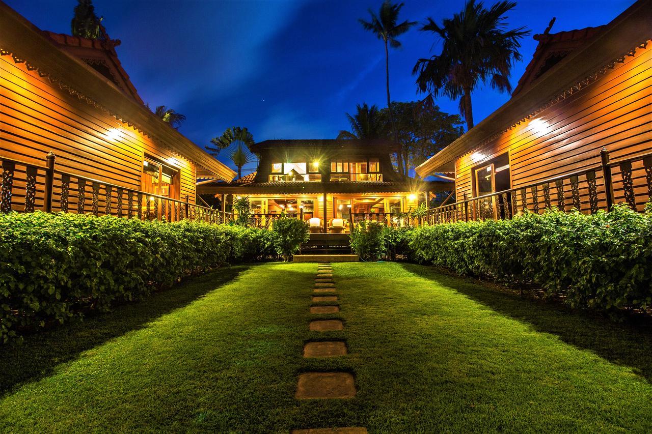 באנג ראק Erawan Villa Hotel מראה חיצוני תמונה